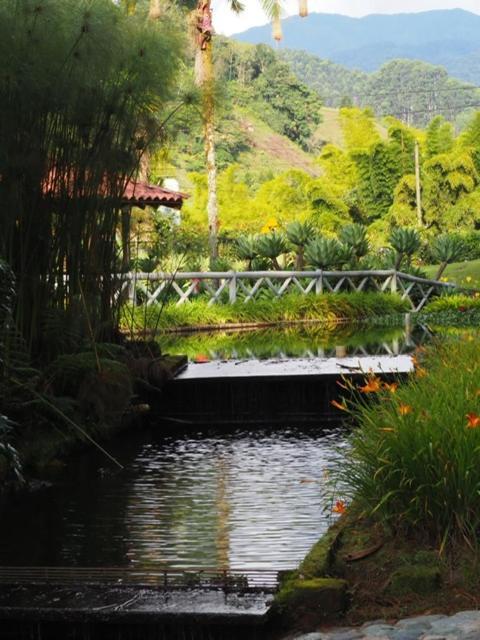 Finca Turistica De Alojamiento Rural Avalon Jardín Exterior foto